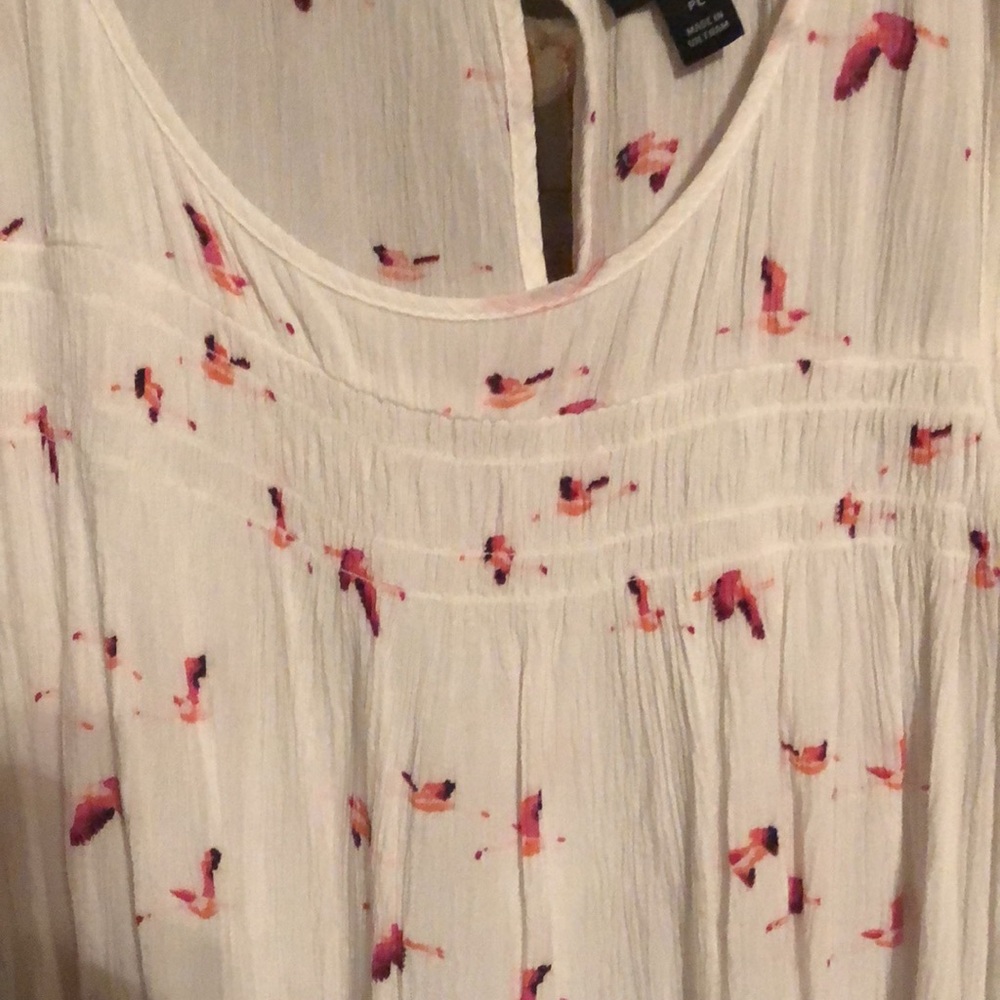 a.n.a Flowy tank. Gently worn. Great condition.  Pink bird design.  Petite large